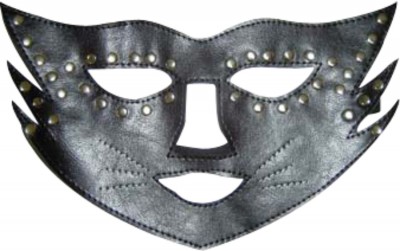 Кожаная маска "Notabu" - Черная маска для лица изготовлена из натуральной кожи. Маска имеет вырезы для глаз, носа и рта. Украшена маска стразами. Держится маска с помощью резинки. 